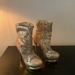 Sequin Pleasers Sz 9